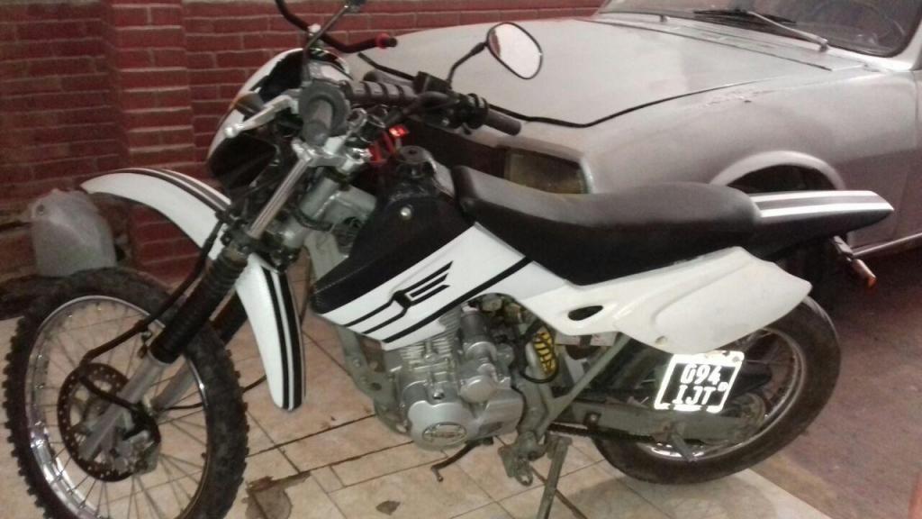VENDO MOTOMEL X3M 125cc TITULAR