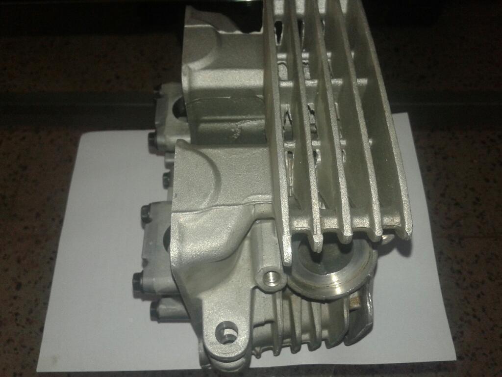 Vendo Tapa de Cilindro Twister 250