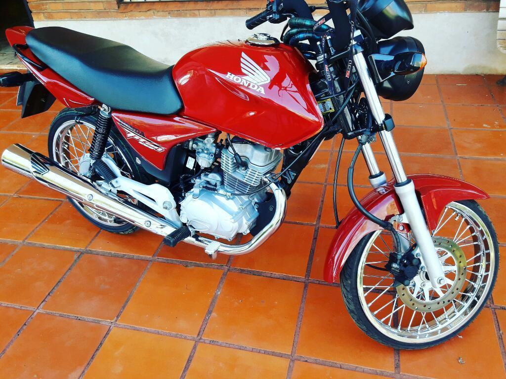 Vendo Honda Titán Modelo 2014