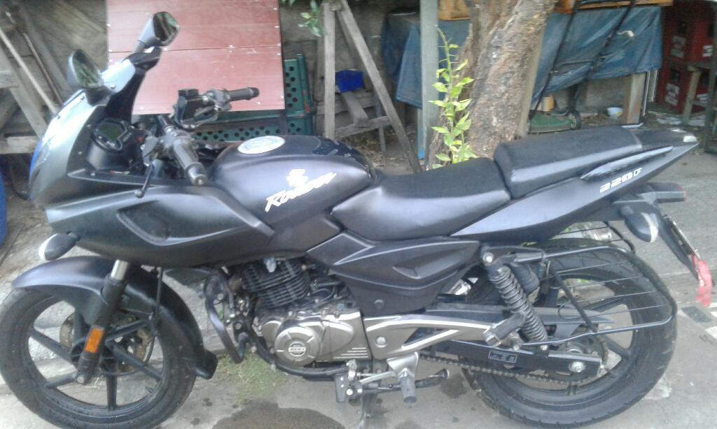 Rouser 220 F