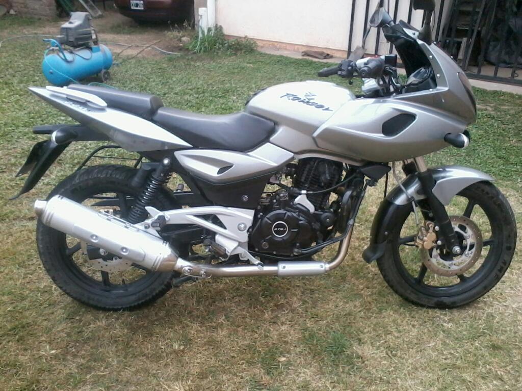 Vendo Bajaj Rouser 220 F