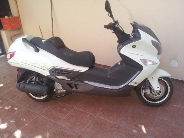 250 cc. motomel executive 2014