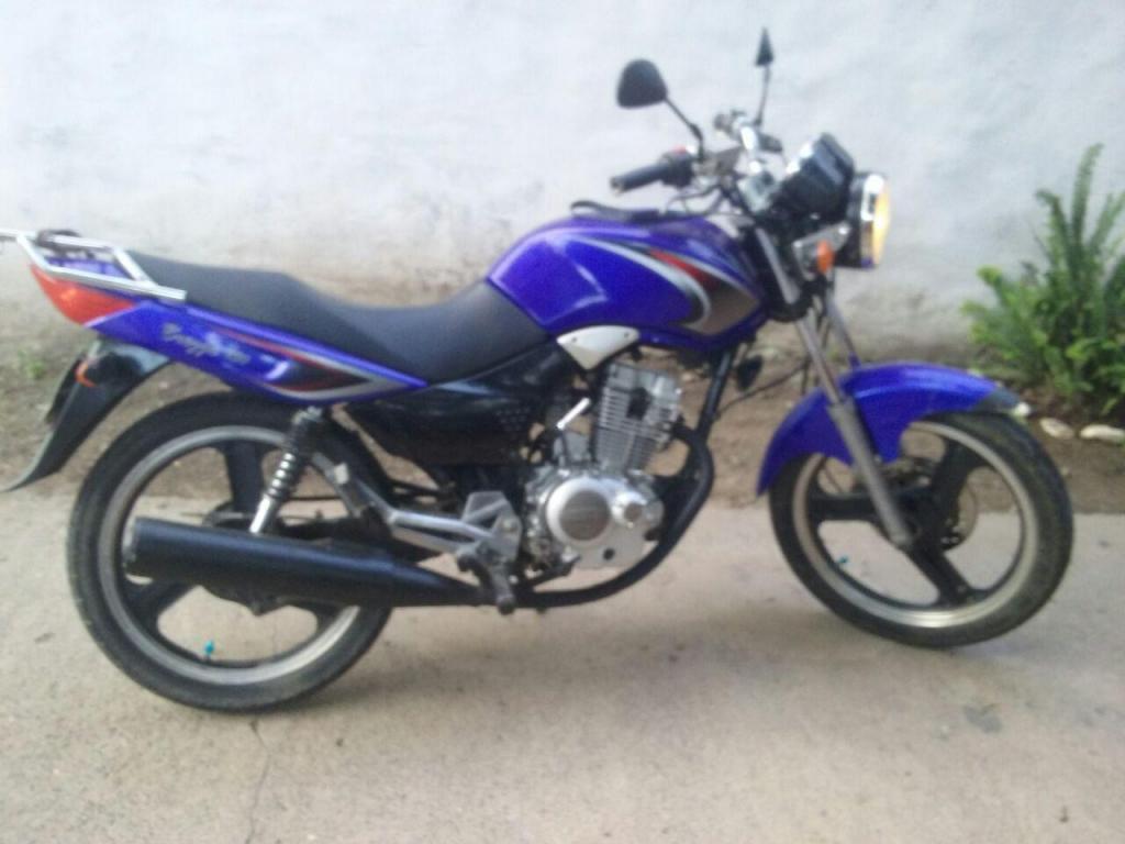 vendo o permuto appia breza 150 mod 2012 o permuto x wave o cryptom esta inpecable