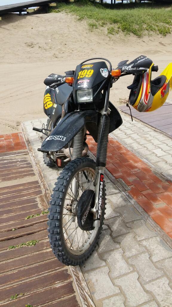 Vendo O Permuto Tornado 2014