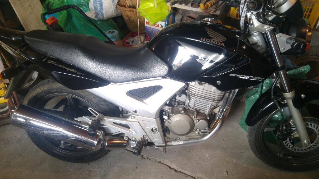 Vendo Cbx Honda 250 Twister