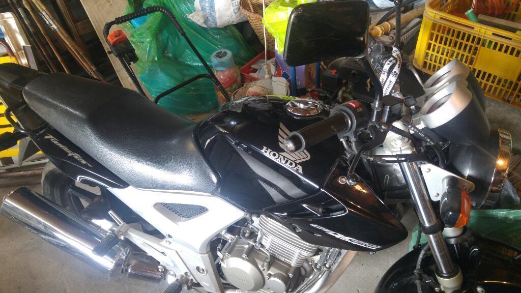 Vendo Cbx Honda 250 Twister