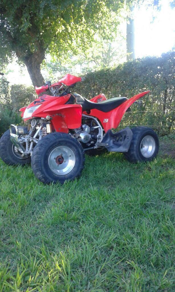 Vendo Cuadriciclo 250cc