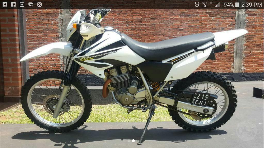 Vendo Hermosa Honda Tornado!