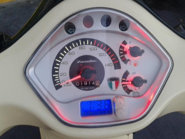 Moto Zanella Styler 150 2015