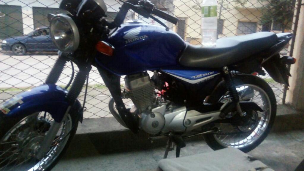 Vendo Cg Modelo 2015