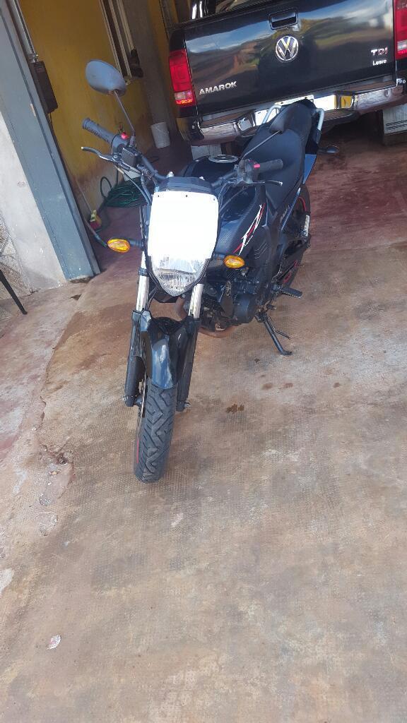 Moto Yamaha Fz