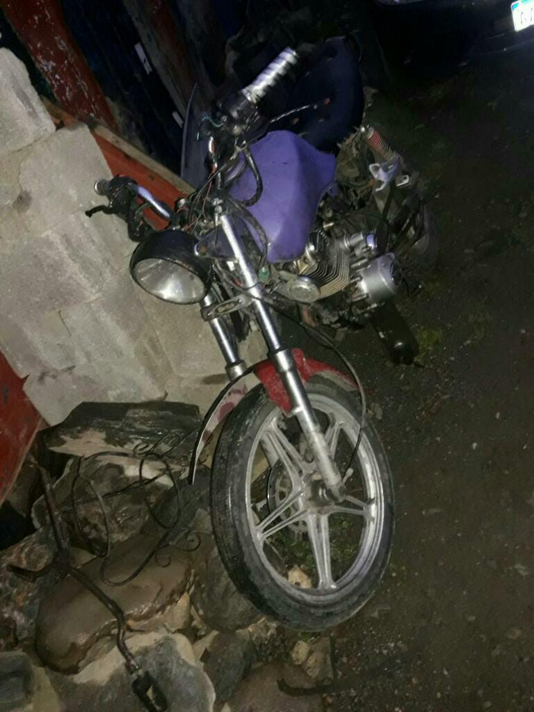 Vendo Beta 150cc con Otro Motor Y Tanque