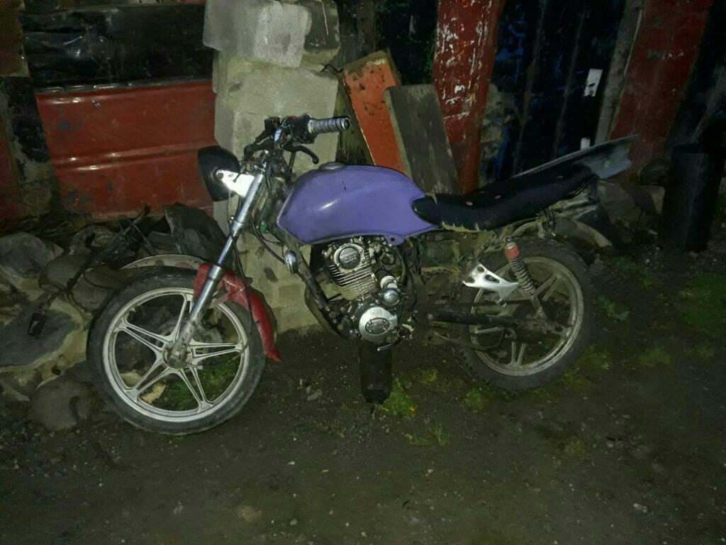 Vendo Beta 150cc con Otro Motor Y Tanque