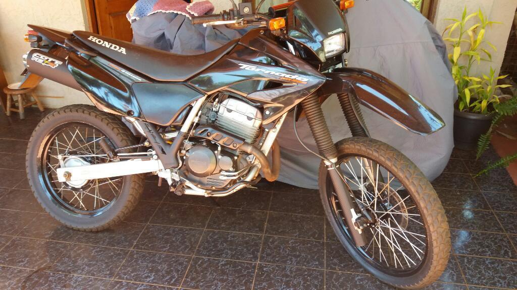 Vendo honda tornado