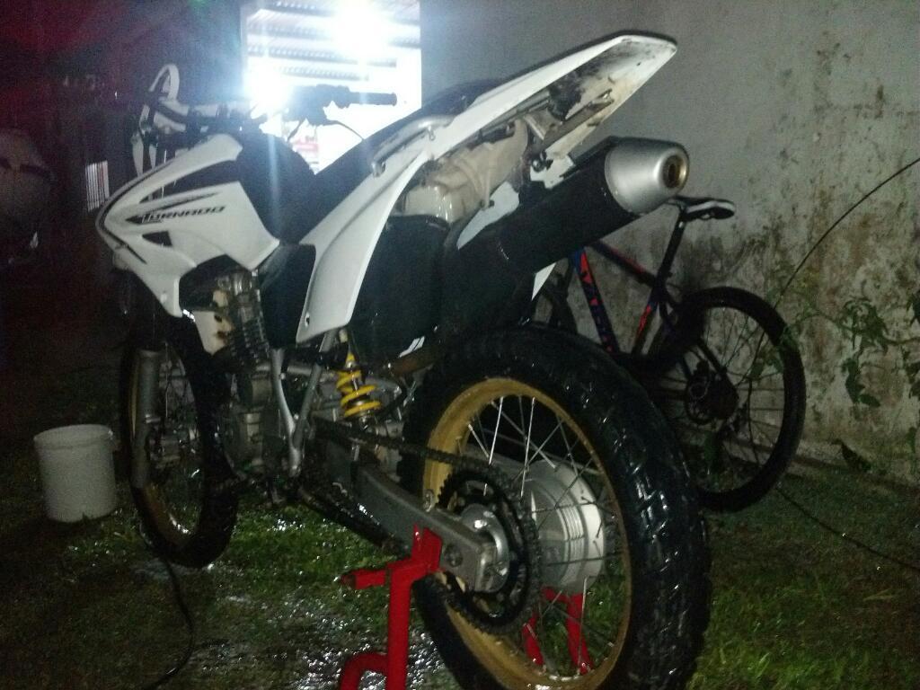 Vendo Honda Tornado
