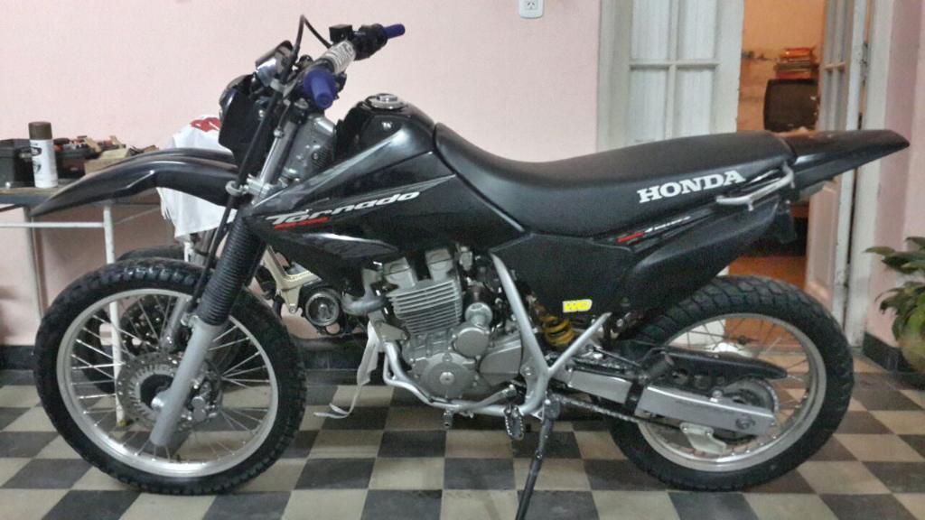 Vendo Honda Tornado