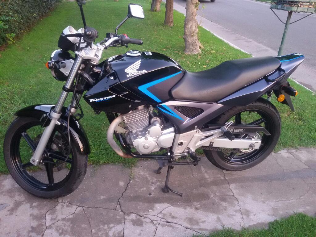 Vendo O Permuto Honda Twister