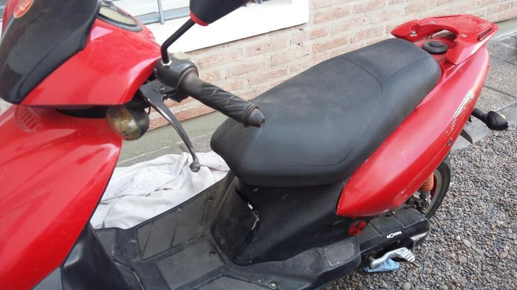 Moto scutter 100 2t todos los pspeles 2009