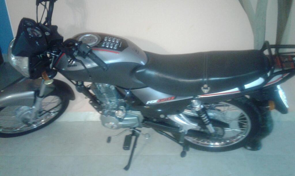 Vendo Moto Zanella 150 2014