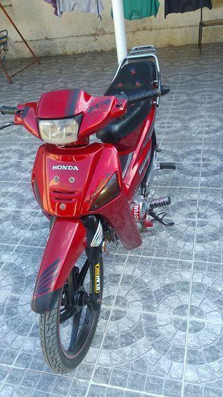 honda wave modelo 2011 full roja .... SOLO VENDO! NO PERMUTO!
