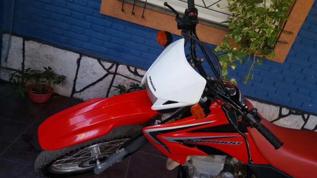 Honda Tornado Impecable