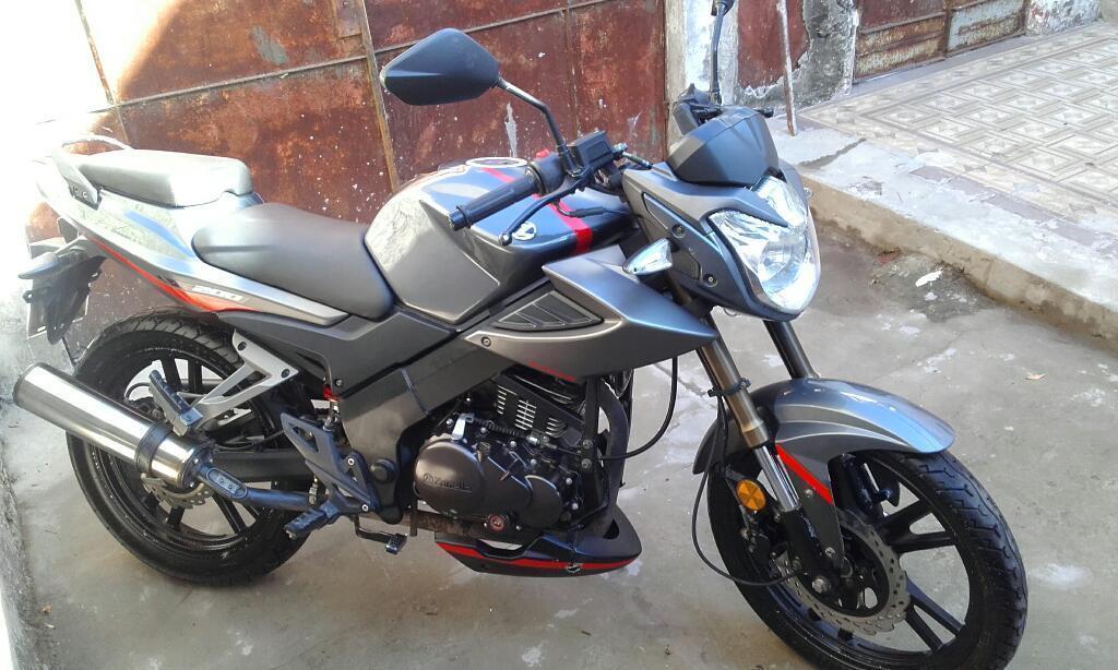 Vendo Moto Zanella Rx 200 Naked