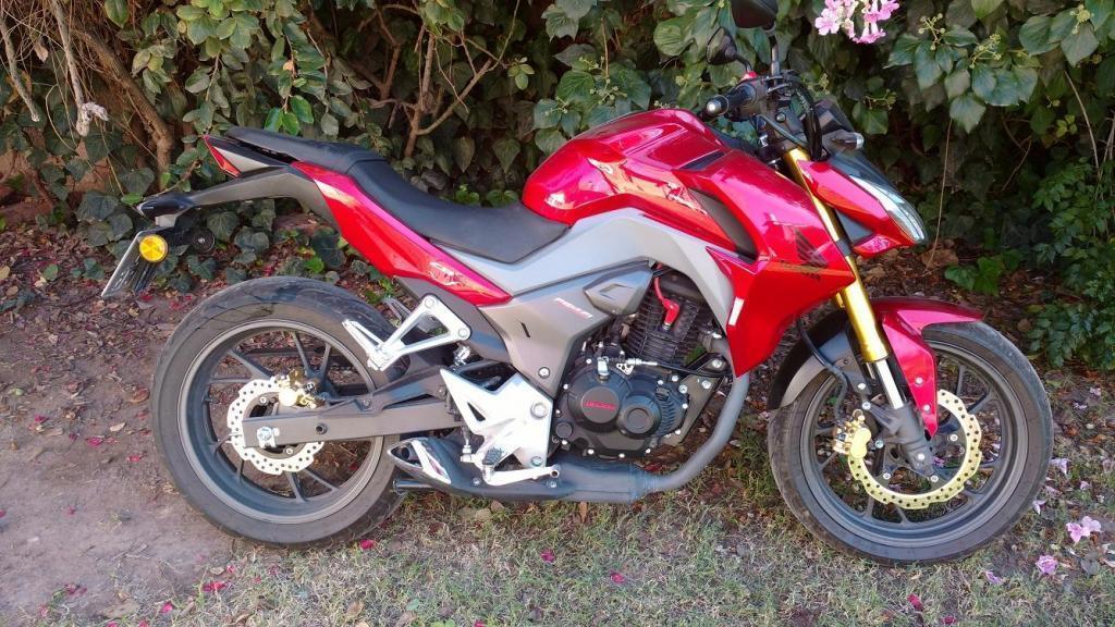 VENDO MOTO HONDA CB 190 R 2016