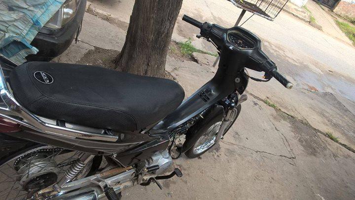 VENDO YAAA HONDA WAVE MODELO 2006