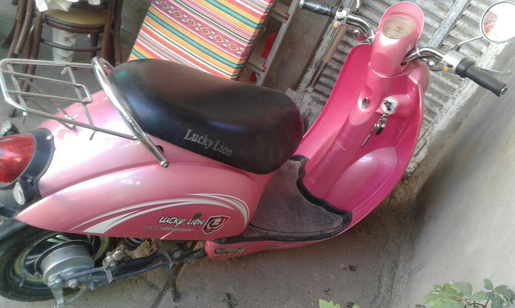 Vendo Moto Electrica Año 2013