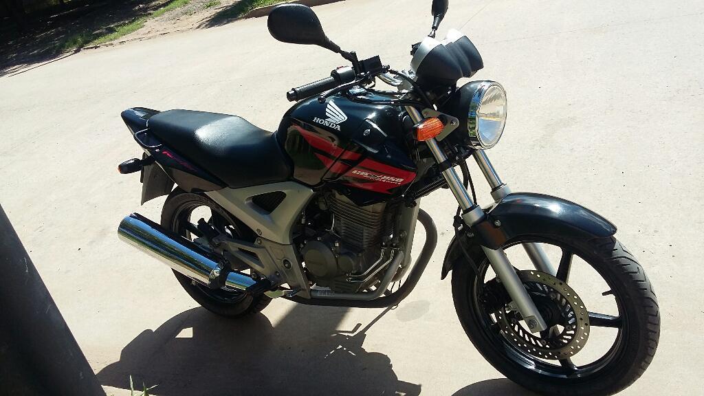 Vendo Honda Twister 250