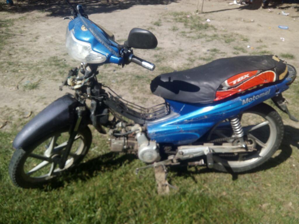 Vendo Una Moto Le Falta La Carcasa