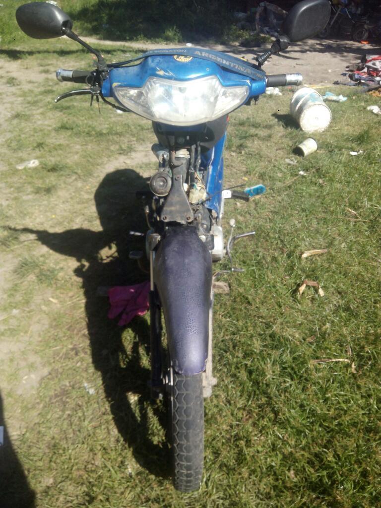 Vendo Una Moto Le Falta La Carcasa
