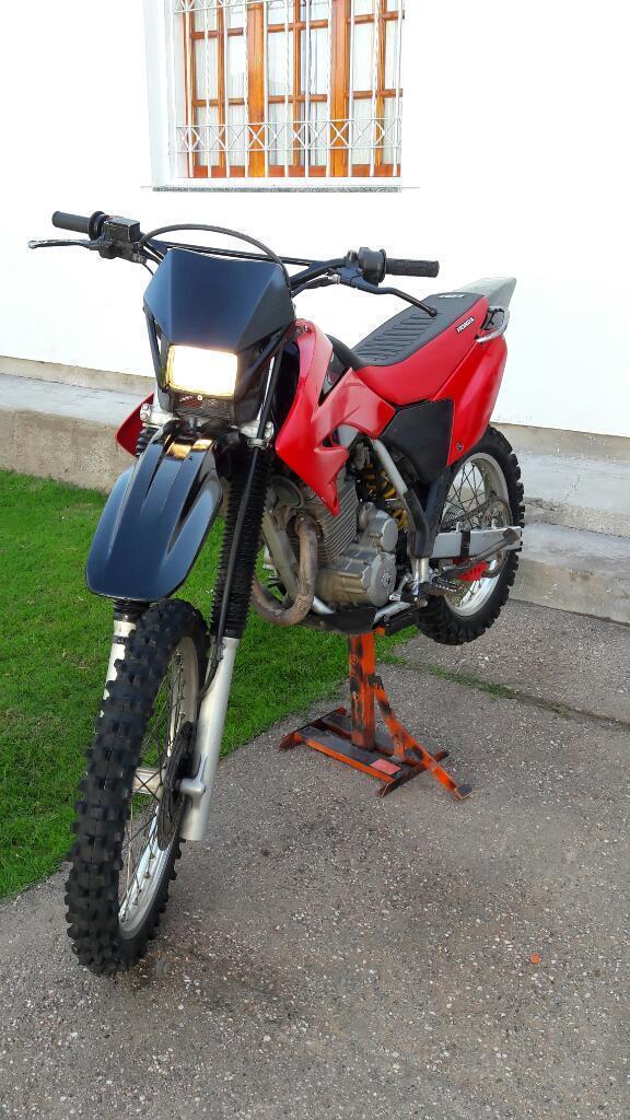 Vendo Honda Tornado