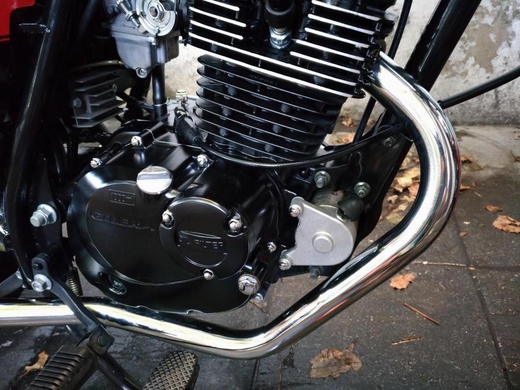 Gilera cafe racer 200