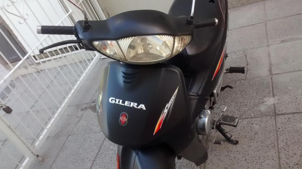 Moto Gilera smash 110 cc con título y cédula verde