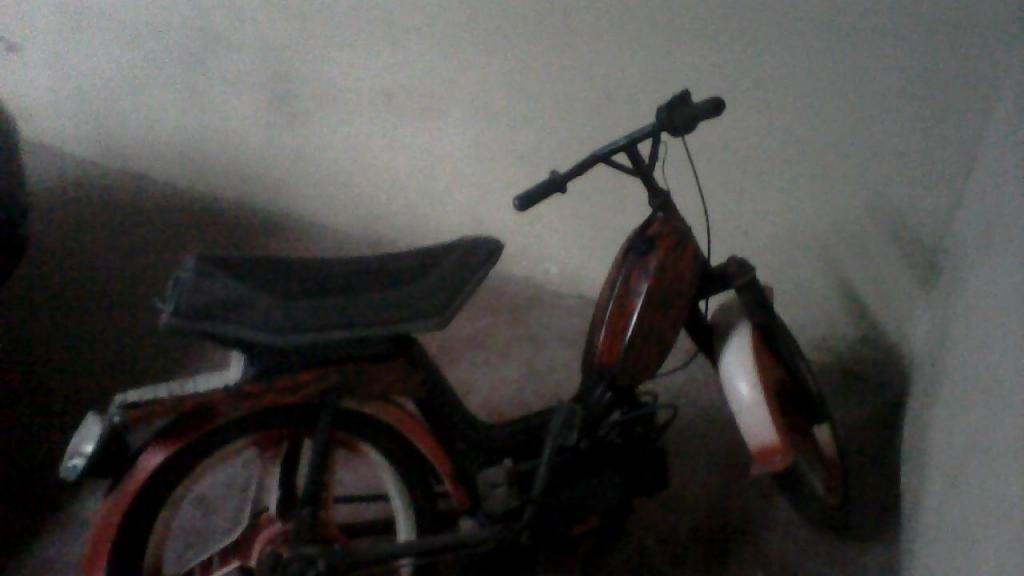 vendo ciclomotor zanella motor llevado cc85