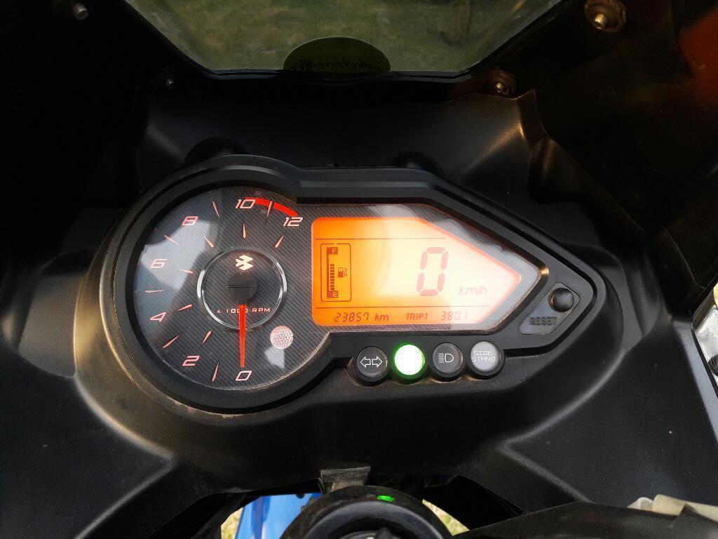 Rouser 220f..año 2013