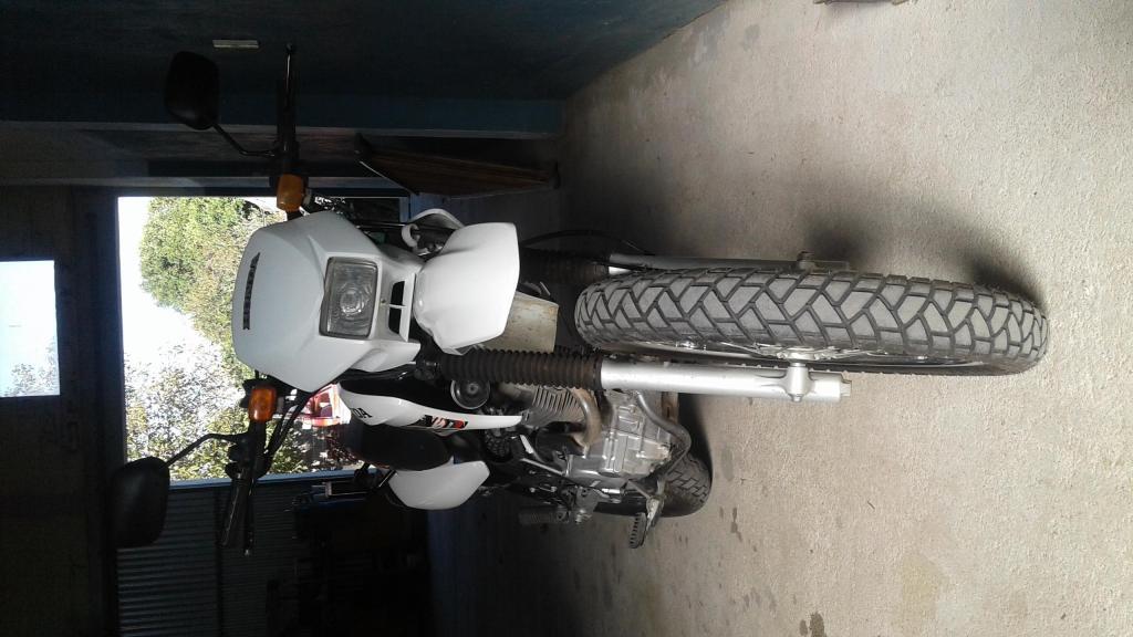 VENDO HONDA BROSS 125