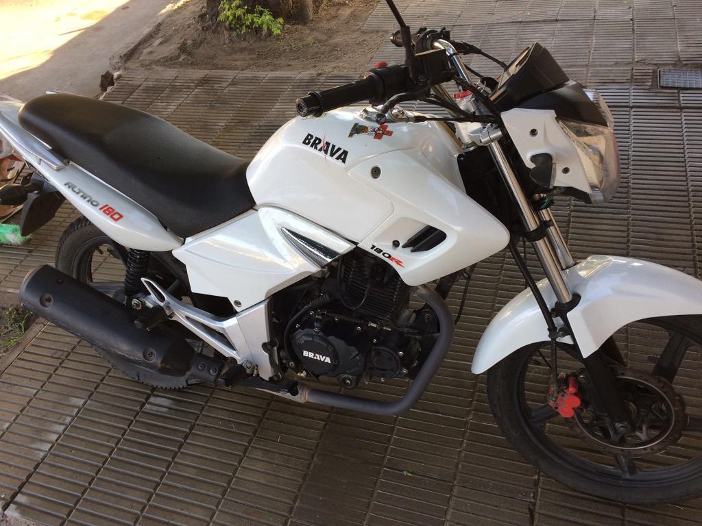 Moto Brava Altino 180