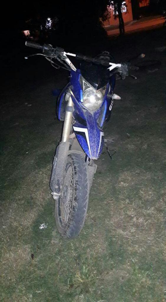 Vendo Moto Gilera Cros 200.modelo 2014