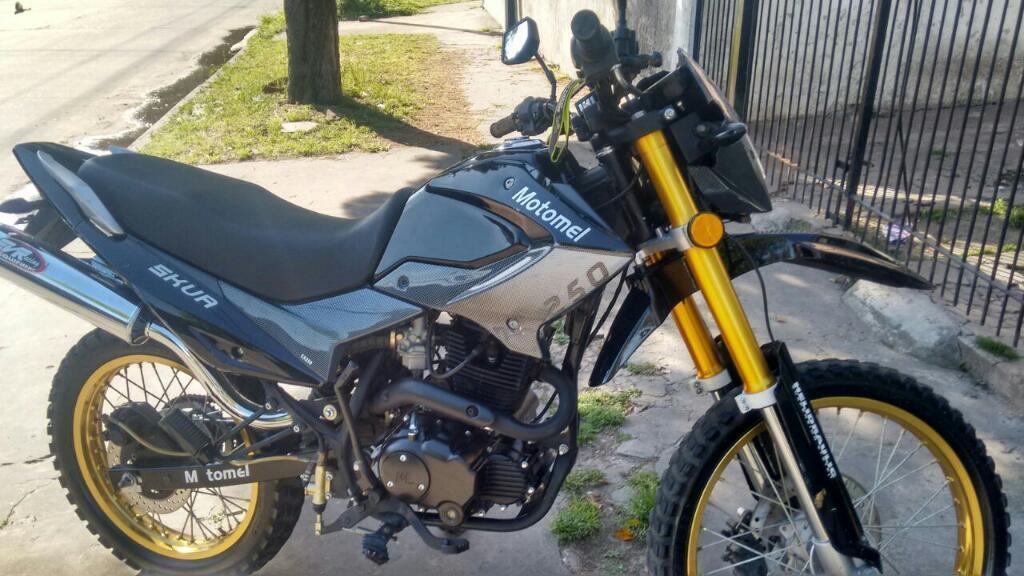 Vendo Moto !!!