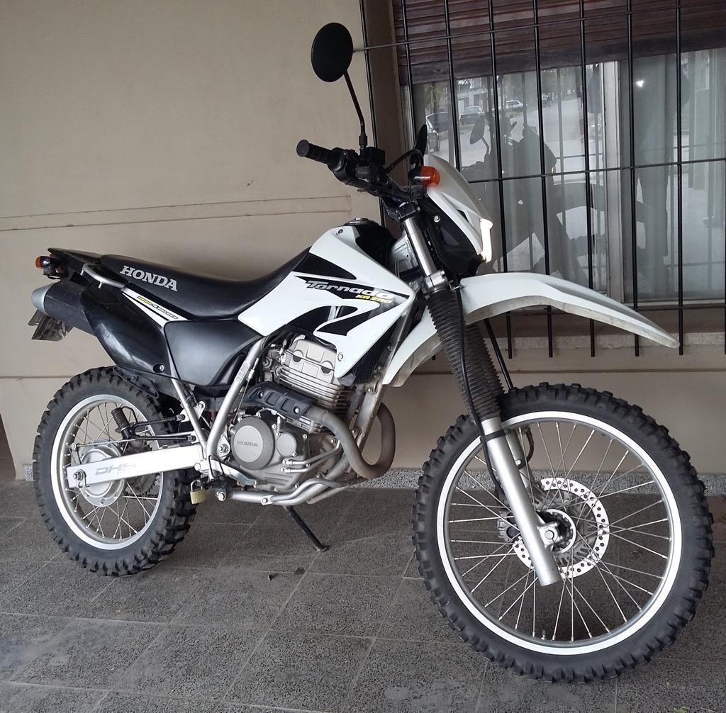 Tornado, 2011 solo contado