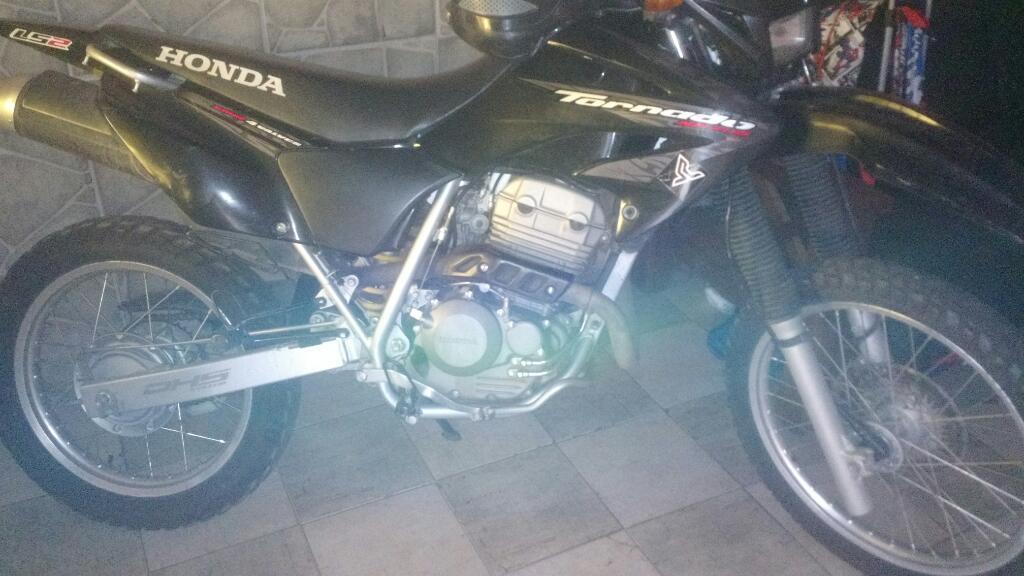 Vendo Permuto Tornado 2013