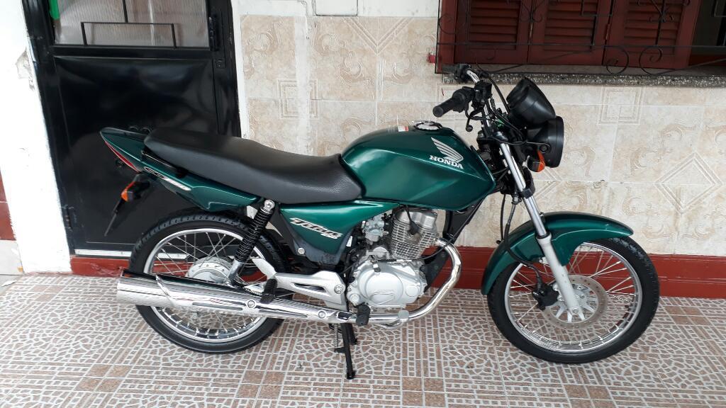 Hermosa Honda Titan 150cc Brasilera