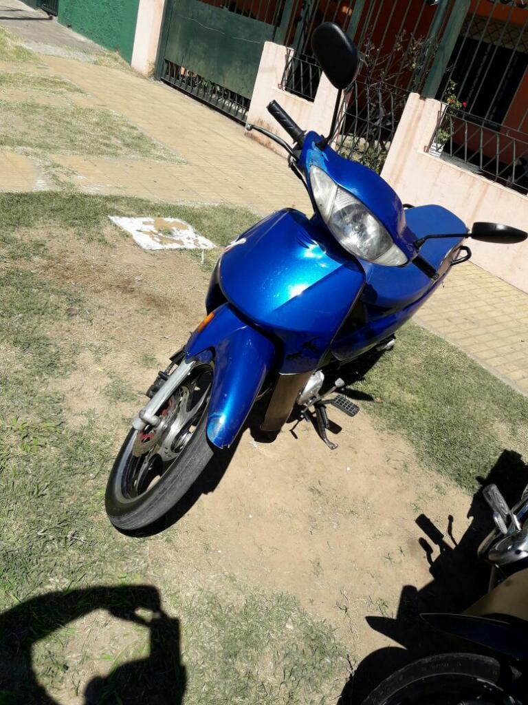 Vendo Gilera, Todos Los Papeles Lista Pa