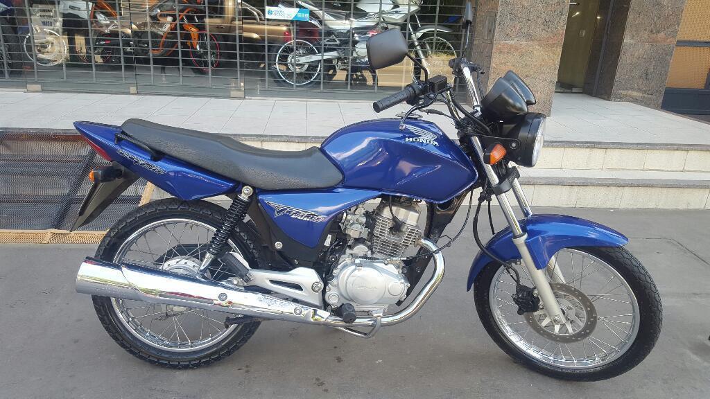 Honda titan impecable!!!