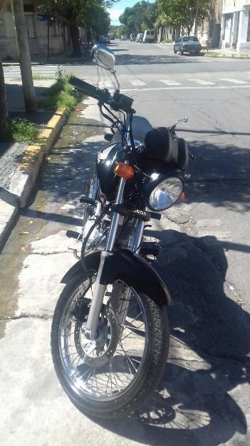 vendo moto impecable