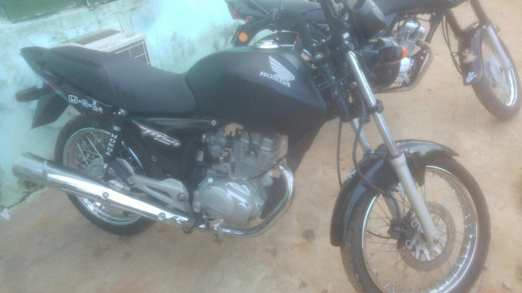 Vendo Honda Titan 150 Modelo 2013