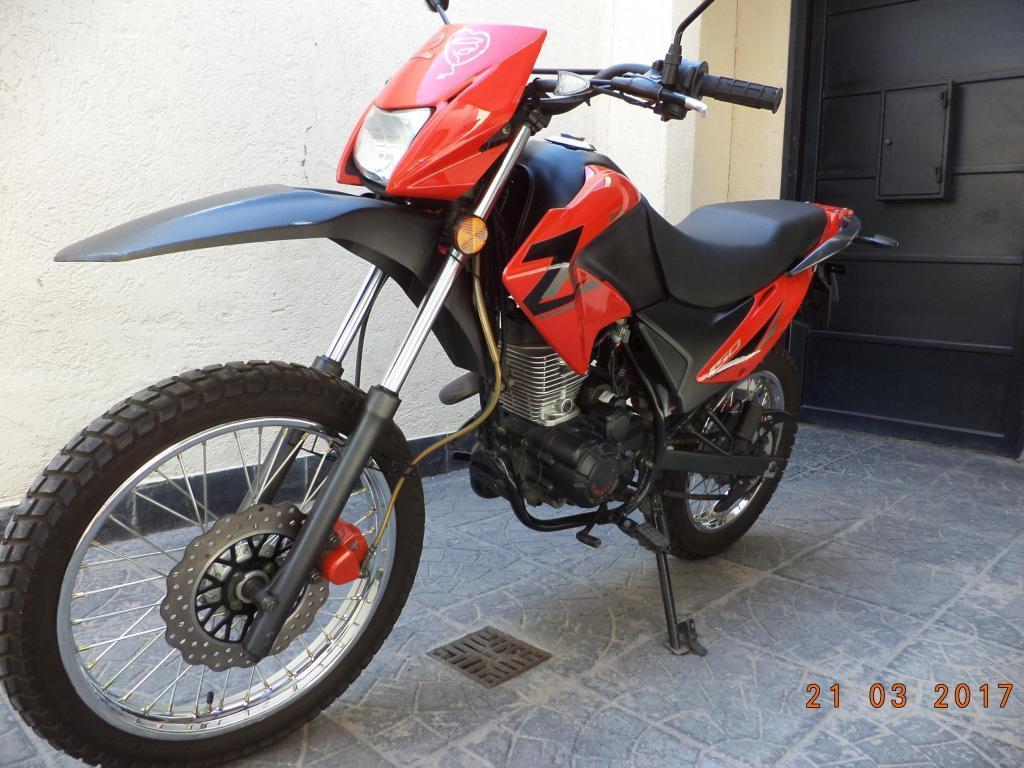 VENDO MOTO ZANELLA ZR150