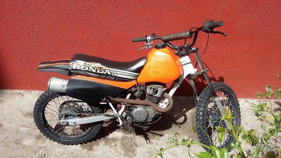 HONDA XR100